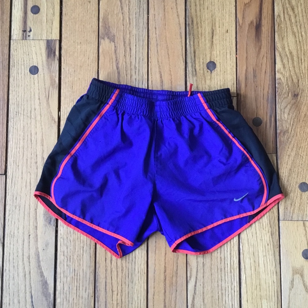 🏃🏻‍♀️🏃🏻‍♀️NIKE DRI FIT RUNNING SHORTS🏃🏻‍♀️